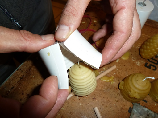 [VB1003] Moule à bougie ruche paille